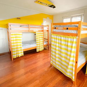 Dormitory Room Mixed